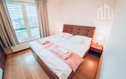 Luxusný dizajnový byt s výhľadom na mesto a rieku – CENTROOM Piešťany