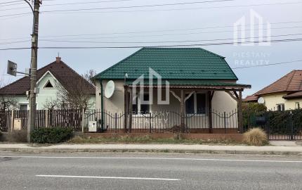 *VÝHODNÁ CENA* 4-izbový tehlový RD s krásnym pozemkom