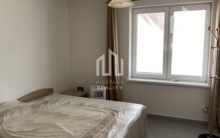 *VÝHODNÁ CENA* 4-izbový tehlový RD s krásnym pozemkom