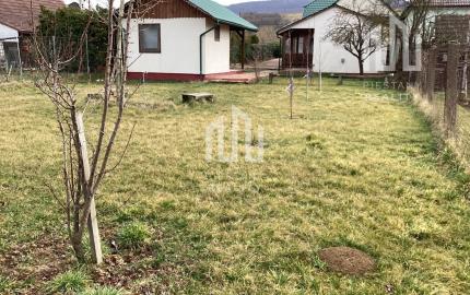 *VÝHODNÁ CENA* 4-izbový tehlový RD s krásnym pozemkom