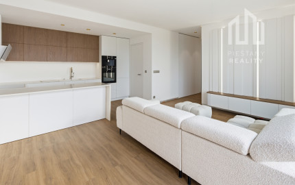 PINIA | byt na predaj | 80 m² + terasa 17 m² | výhľad na Váh
