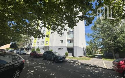 Svetlý 3-izbový byt s loggiou a súkromím - vhodný pre rodinu aj pár