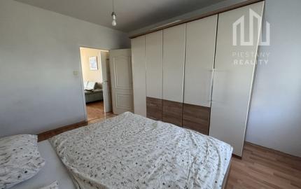 Svetlý 3-izbový byt s loggiou a súkromím - vhodný pre rodinu aj pár