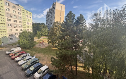 Atraktívny 3‑izbový byt  – priestranné, svetlé a okamžité bývanie v obľúbenej lokalite