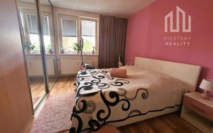 Priestranný 2-izbový byt s loggiou - okamžité bývanie alebo výborná investícia