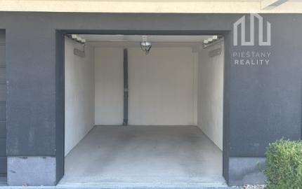 Na prenájom garáž + parkovacie státie v centre Piešťan