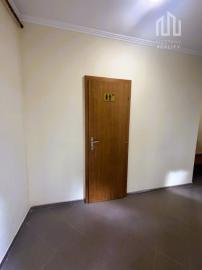 PRENÁJOM pre služby či ordináciu v centre Piešťan pri AUPARKU