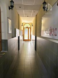 PRENÁJOM pre služby či ordináciu v centre Piešťan pri AUPARKU