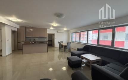 Veľkorysý 4-izbový mezonet 154 m² v úplnom centre Piešťan