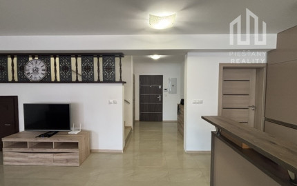 Veľkorysý 4-izbový mezonet 154 m² v úplnom centre Piešťan