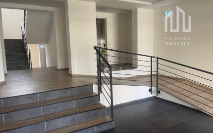 2-izbový apartmán s parkovacím miestom, Tilia, Piešťany/Banka