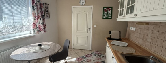 Svetlý 3-izbový byt s loggiou a súkromím - vhodný pre rodinu aj pár