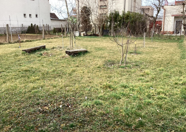 *VÝHODNÁ CENA* 4-izbový tehlový RD s krásnym pozemkom