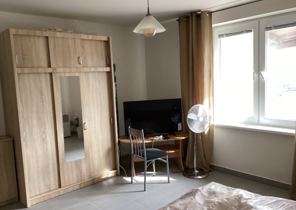 *VÝHODNÁ CENA* 4-izbový tehlový RD s krásnym pozemkom