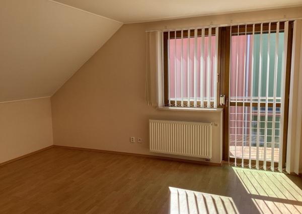 *TOP PONUKA* 7i RD vhodný aj ako sídlo firmy v exkluzívnej lokalite Piešťan