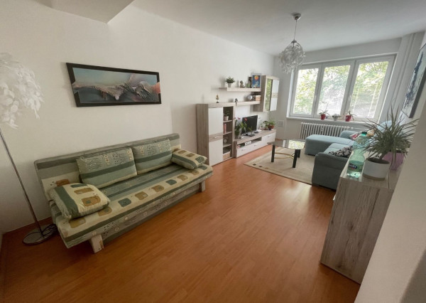 Na prenájom 2-izbový byt, Piešťany-Krajinská