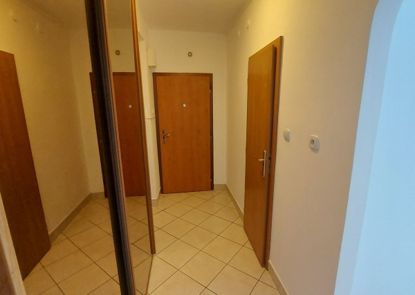 Na prenájom 2-izbový byt, Piešťany-Krajinská