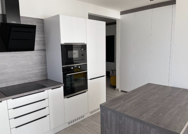 Na prenájom veľký 3-izbový byt 108m2+terasa, Piešťany-Banka