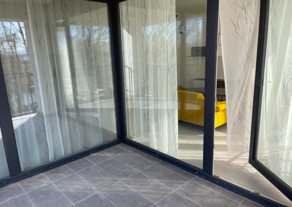 Na prenájom veľký 3-izbový byt 108m2+terasa, Piešťany-Banka