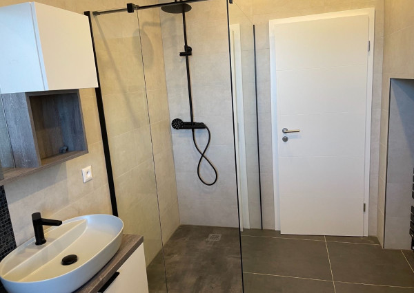 Na prenájom veľký 3-izbový byt 108m2+terasa, Piešťany-Banka