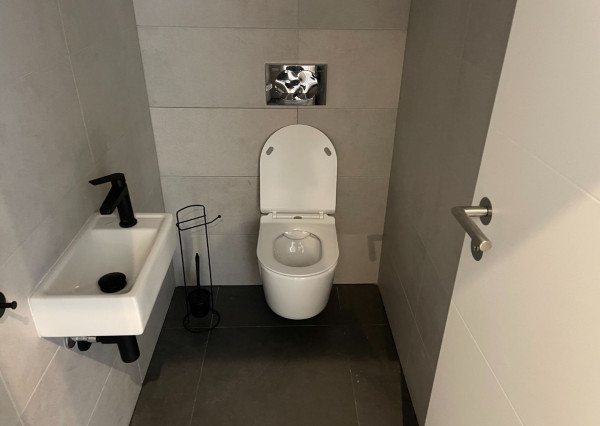 Na prenájom veľký 3-izbový byt 108m2+terasa, Piešťany-Banka