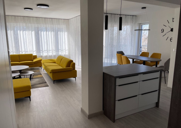 Na prenájom veľký 3-izbový byt 108m2+terasa, Piešťany-Banka