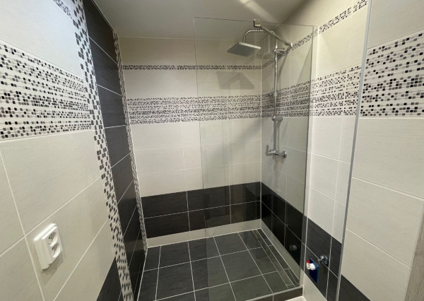 Na prenájom 3-izbový byt pri Kocke,  Piešťany