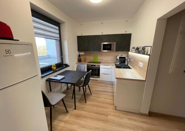 Na prenájom  1-izb. byt s parkovaním , Piešťany-Banka