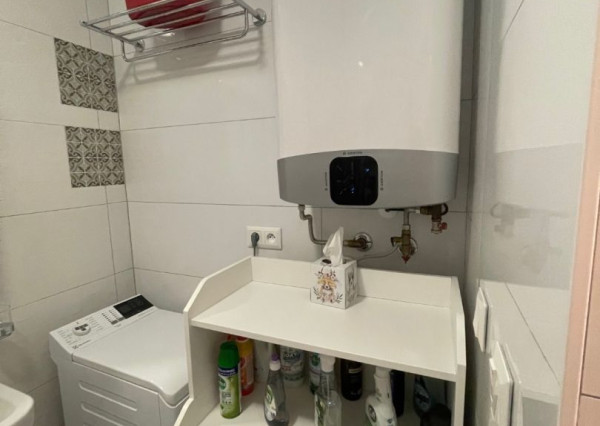 Na prenájom 1-izbový byt s parkovacím miestom, Piešťany-Banka