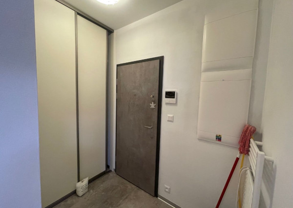 Na prenájom 1-izbový byt s parkovacím miestom, Piešťany-Banka