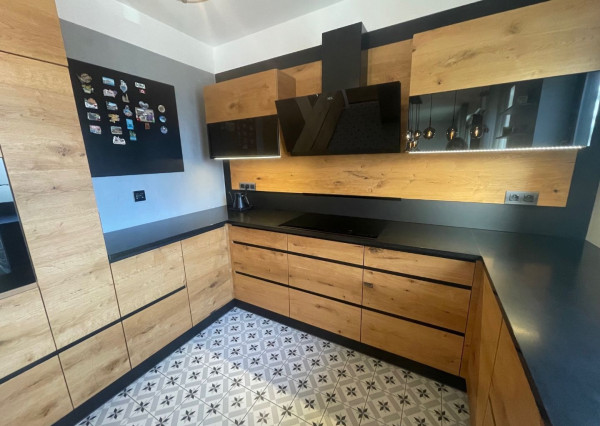 2 parkovacie miesta  V CENE BYTU! 3-izbový byt 110m2 pri parku, Stromová ul. Piešťany