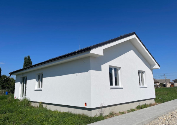 POSLEDNÝ ZO 4 DOMOV  Na predaj  novostavba RD, Dubovany