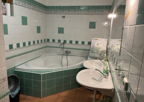 *VÝRAZNÁ ZĽAVA* nehnuteľnosť v centre Piešťan * vysoký potenciál výnosu z prenájmu