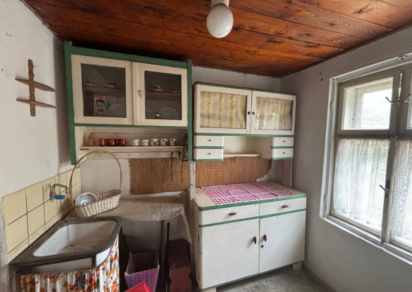 Predaj vidieckej chalupy s kúzlom minulosti v srdci kopaníc – obec Prašník