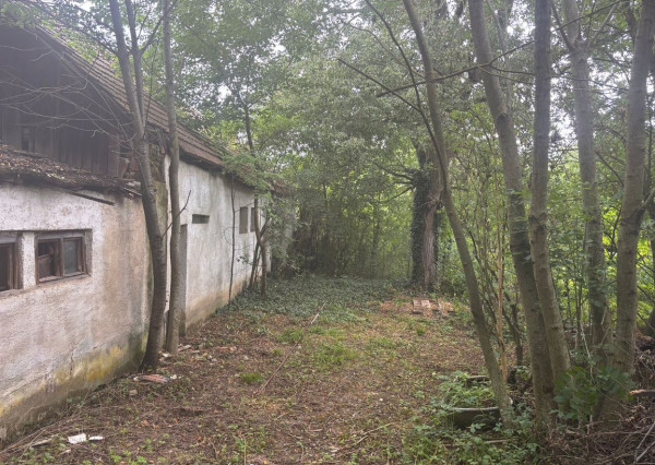 Predaj vidieckej chalupy s kúzlom minulosti v srdci kopaníc – obec Prašník