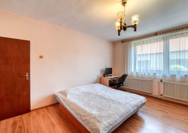 Skvelá lokalita - na predaj rodinný dom, Piešťany