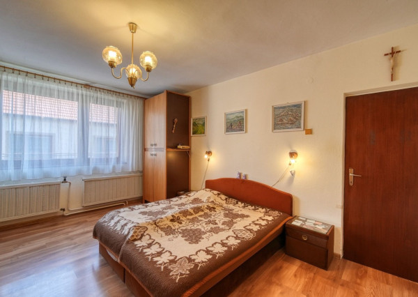 Skvelá lokalita - na predaj rodinný dom, Piešťany