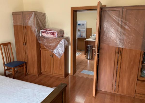 *NOVINKA* RD v Banke s pozemkom 728 m2 + 2izb. byt so samostatným vstupom