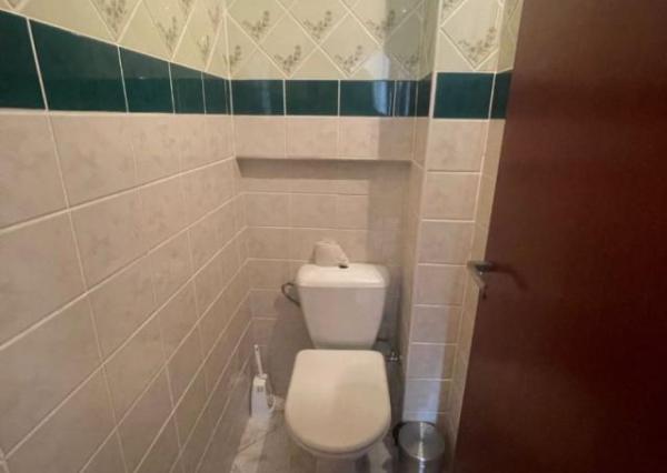 Ubytovanie priamo v centre Piešťan - samostatný 4-izbový byt v RD