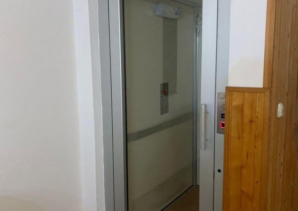 Rodinný dom Piešťany, Pod Párovcami – 4 izby, záhrada, výťah a garáž