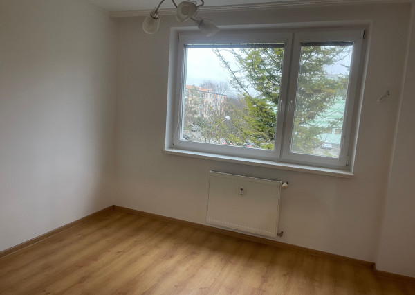 Na predaj 4-izbový byt pri Kocke, Piešťany