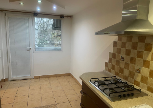 Na predaj 4-izbový byt pri Kocke, Piešťany