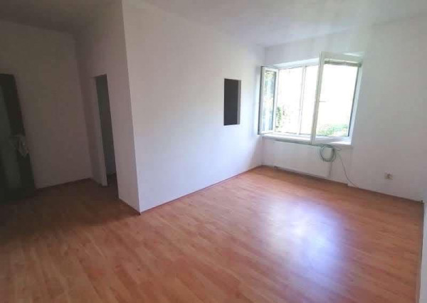 *Na prenájom* útulný 3izbový byt blízko centra v Topoľčanoch