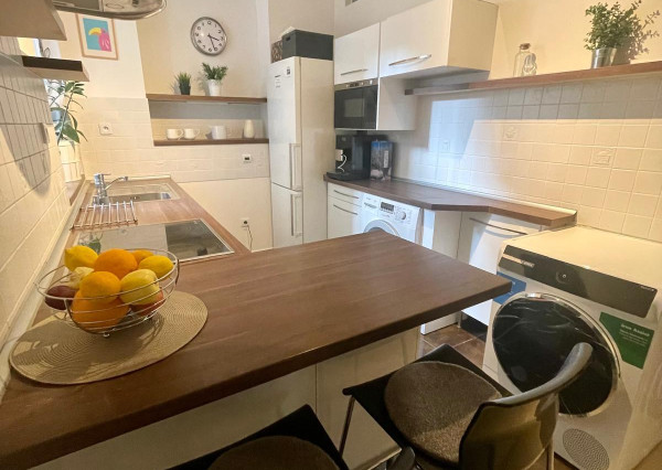 Moderný 3-izbák s predzáhradkou - bývanie s noblesou v srdci Starého Mesta