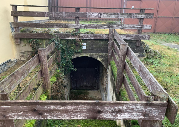 Flexibilný komerčný objekt obec Podolie, hala, veľký pozemok - výborná investícia s potenciálom