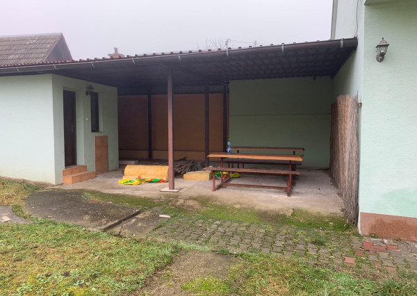 Flexibilný komerčný objekt obec Podolie, hala, veľký pozemok - výborná investícia s potenciálom