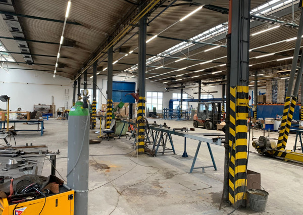 *Na prenájom* hala 1550 m2 na výrobu, strojárstvo alebo ako skladový priestor