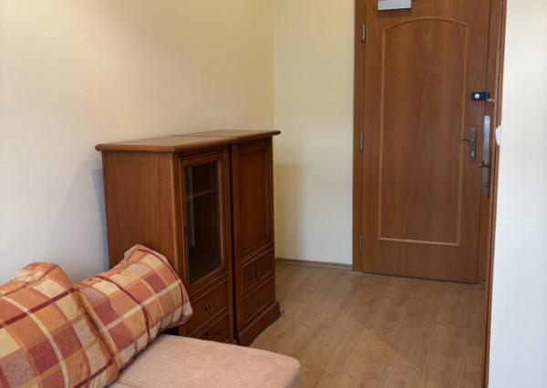 Prenájom obchodno/kancelárskeho priestoru s parkovaním v centre Piešťan