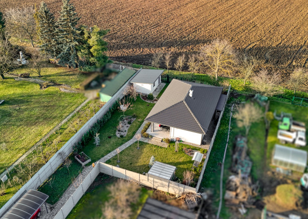 Moderný pasívny dom v Nitrianskej Blatnici–18 min od Piešťan