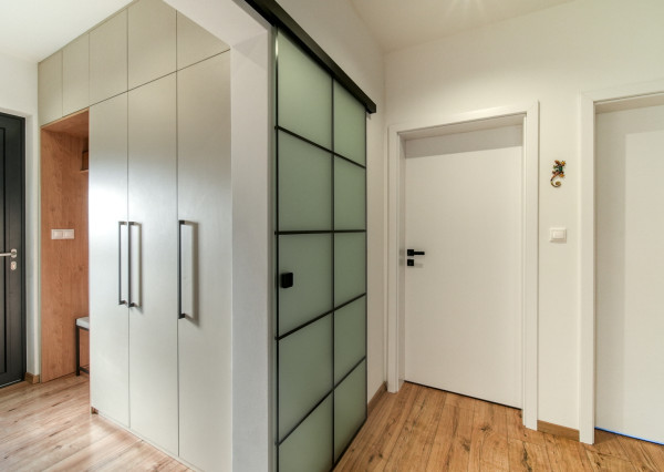 Moderný pasívny dom v Nitrianskej Blatnici–18 min od Piešťan